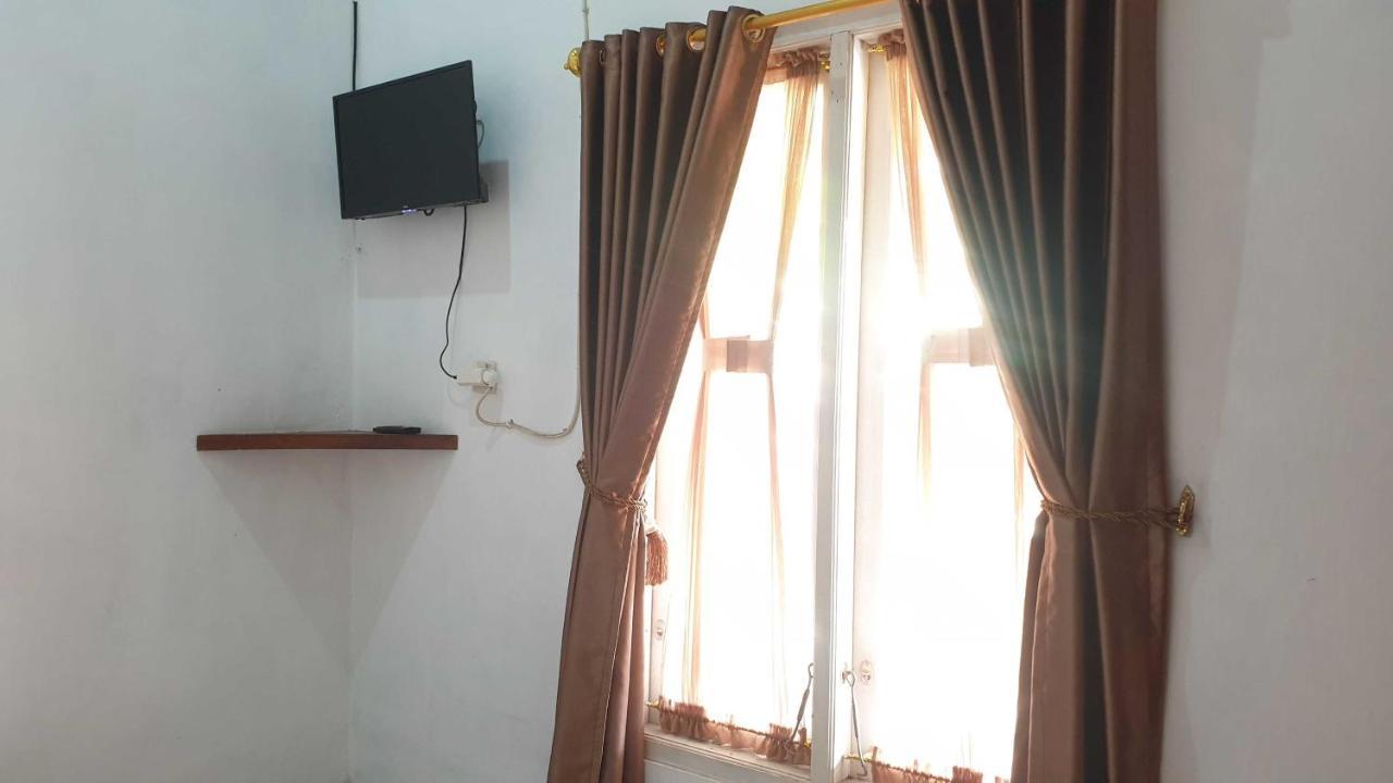 Ndalem Dasuriah Redpartner Naggulan Esterno foto